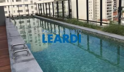 Apartamento à venda na Rua Cristiano Viana, 62, Pinheiros, São Paulo por R$ 1.200.000