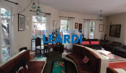 Casa à venda na Rua Dona Balduína, 94, Sumaré, São Paulo por R$ 5.000.000