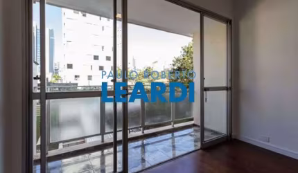 Apartamento à venda na Rua Morais de Barros, 999, Campo Belo, São Paulo por R$ 954.000