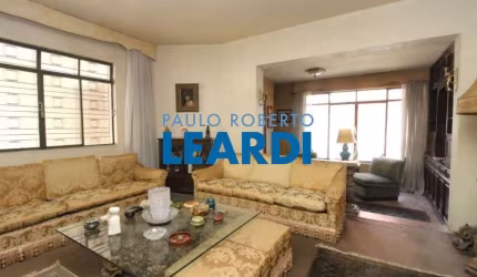 Casa à venda na Rua Cláudio Rossi, 225, Jardim da Glória, São Paulo por R$ 2.800.000
