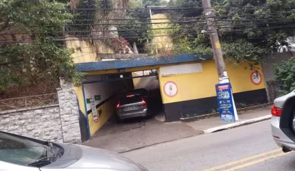 Terreno à venda na Rua Muniz de Sousa, 968, Aclimação, São Paulo por R$ 2.600.000