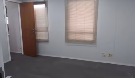 Ponto comercial à venda na Rua Emílio de Menezes, 76, Santa Cecília, São Paulo por R$ 500.000