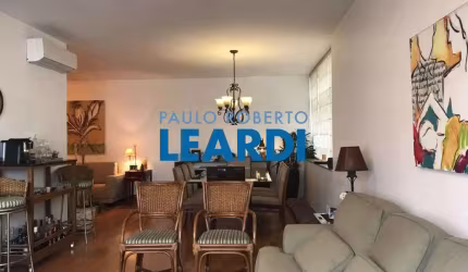 Apartamento à venda na Rua Doutor Veiga Filho, 228, Higienópolis, São Paulo por R$ 1.950.000