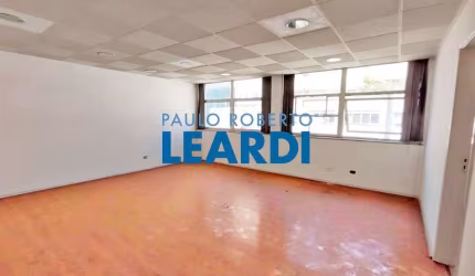 Sala comercial à venda na Rua Major Sertório, 212, Centro, São Paulo por R$ 400.000