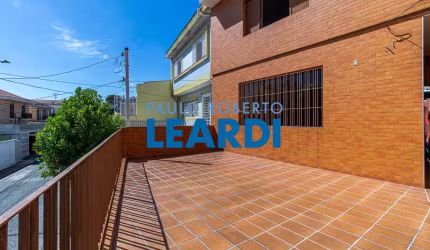 Casa à venda na Rua Silva Machado, 30, Vila Carbone, São Paulo por R$ 580.000