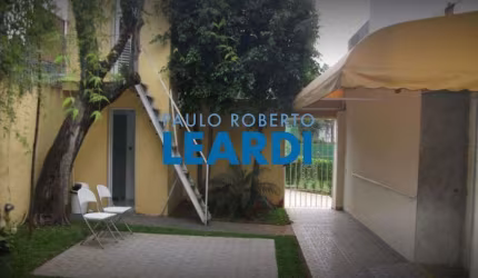 Ponto comercial à venda na Rua Itajobi, 79, Pacaembu, São Paulo por R$ 9.500.000