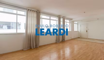 Apartamento com 3 quartos à venda na Rua Baronesa de Itu, 814, Santa Cecília, São Paulo por R$ 1.448.000