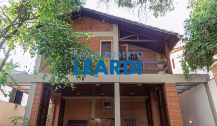 Casa à venda na Rua Hilário Magro Junior, 532, Butantã, São Paulo por R$ 2.690.000