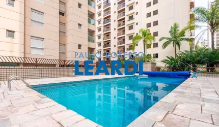 Apartamento à venda na Rua Mário Amaral, 400, Paraíso, São Paulo por R$ 2.000.000