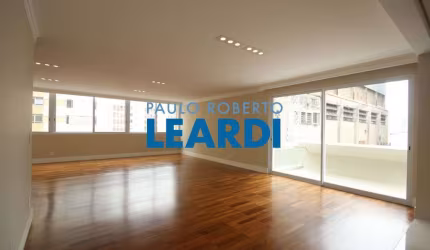Apartamento à venda na Rua São Vicente de Paula, 435, Higienópolis, São Paulo por R$ 3.300.000