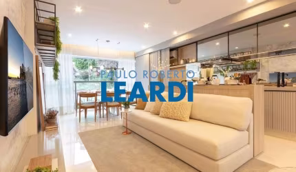Apartamento à venda na Rua Cuxiponês, 80, Pompéia, São Paulo por R$ 816.500