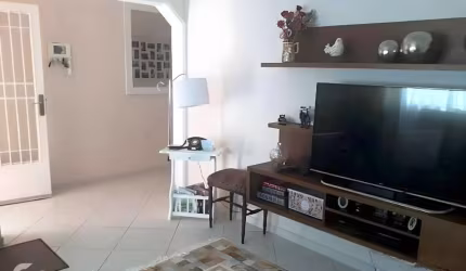 Casa com 2 quartos à venda na Rua Vitorino Carmilo, 1077, Barra Funda, São Paulo por R$ 640.000