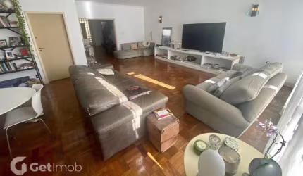 Casa com 5 quartos à venda na Rua Tefé, 154, Sumaré, São Paulo por R$ 2.200.000