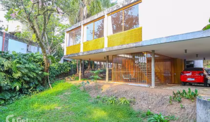 Casa com 3 quartos à venda na das Açucenas, 10, Cidade Jardim, São Paulo por R$ 3.300.000