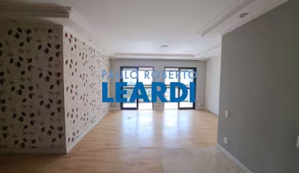 Apartamento à venda na Rua Novo Horizonte, 94, Pacaembu, São Paulo por R$ 1.990.000