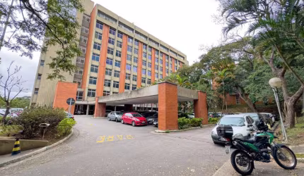 Prédio para alugar na Alameda Rio Negro, 433, Alphaville Empresarial, Barueri por R$ 400.000
