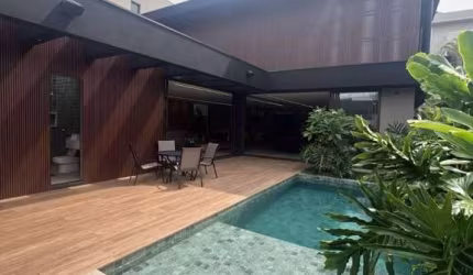 Casa em condomínio fechado com 4 quartos para alugar na Rua Toulon, 54, Tamboré, Santana de Parnaíba por R$ 55.000