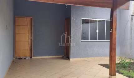 Casa de rua à venda no bairro Lagoa Dourada em LONDRINA - PR