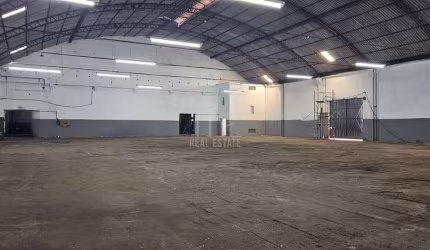 Barracão Comercial Industrial no Centro de Londrina. Zoneamento ZC3