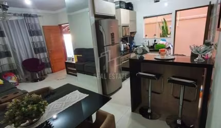 Casa com 3 dormitórios à venda, Jardim Coliseu, LONDRINA - PR
