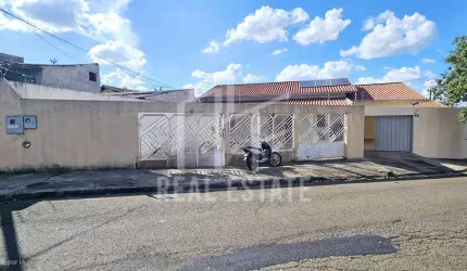 Casa 3 Quartos para Venda no Campos Verdes, Zona Norte LONDRINA - PR