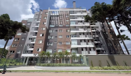 APARTAMENTO COM GARDEM