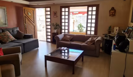 Imperdível casa terreá  no JD botânico I