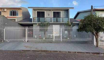 Sobrado com 4 dormitórios à venda, 200 m² por R$ 1.200.000 - Guabirotuba - Curitiba/PR