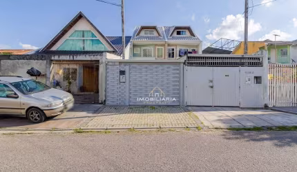 Sobrado com 3 dormitórios à venda, 72 m² por R$ 420.000,00 - Sítio Cercado - Curitiba/PR