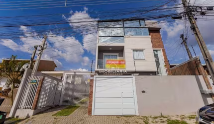 Sobrado com 3 dormitórios à venda, 180 m² por R$ 850.000,00 - Pinheirinho - Curitiba/PR