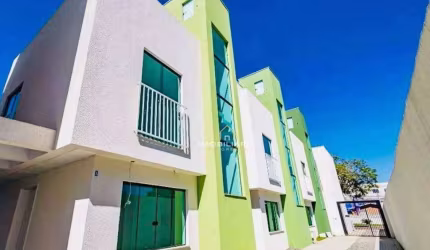 Sobrado com 3 dormitórios à venda, 82 m² por R$ 599.000,00 - Santa Felicidade - Curitiba/PR
