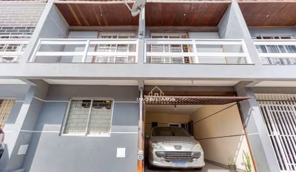 Sobrado com 3 dormitórios à venda, 110 m² por R$ 487.000 - Fanny - Curitiba/PR