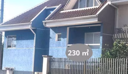 Sobrado com 4 dormitórios à venda, 240 m² por R$ 840.000,00 - Portão - Curitiba/PR