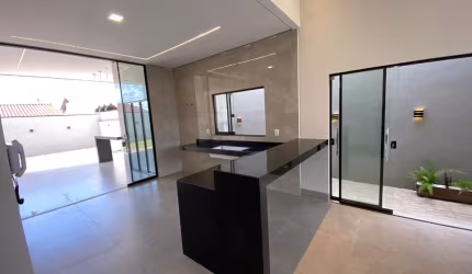 Casa alto padrão a venda em Caldas Novas- Itaguaí II