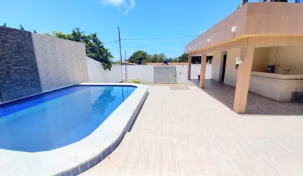 Casa em Jacumã 4 quartos  aceita carro na negociação