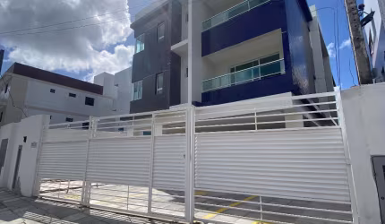 Apartamento No Bairro Cristo com Varanda 57m