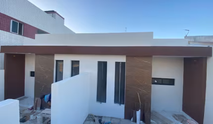 Casa Novo Geisel 2 quartos excelente acabamento