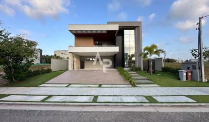 Casa à venda no Residencial Ceará 1 na Cidade Alpha - Eusébio/CE. Luxo e modernidade em lote exclusivo.