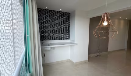Belíssimo apartamento reformado no corais de lagoa nova