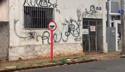 Casa comercial com 1 sala à venda no Centro, Araraquara , 169 m2 por R$ 250.000
