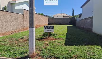 Terreno à venda no Jardim dos Flamboyants, Araraquara  por R$ 200.000