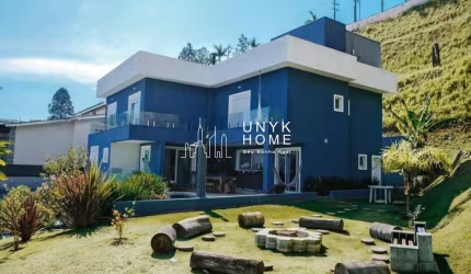 Casa com 5 suítes, piscina e área Gourmet no Valville