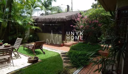 Casa a venda no Alphaville , 4 dormitórios,  sendo 3 suítes, piscina e área gourmet