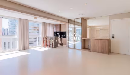 Apartamento na Vila Olimpia com varanda gourmet