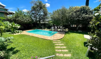 Casa a venda com piscina e 4 dorms próximo a Lucas