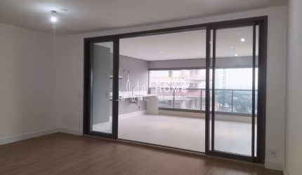 Apartamento com 3 suítes para locação ou compra em Pinheiros