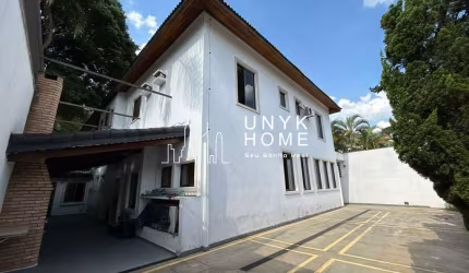 Casa Comercial excelente para centro médico, escritório advocacia, casa de repouso .