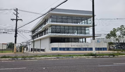 Prédio Comercial na Ponta Negra