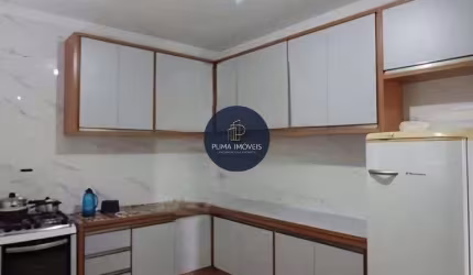 LOCAÇÃO Linda Casa prox. Rua dos Vianas- 2dorms c/ suite 2 vagas