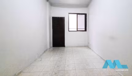 Apartamento com 1 quarto, na Guilhermina em Praia Grande a 50 m da praia